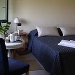 Bio Agriturismo Tirtha ファームステイ ペスカンティーナ