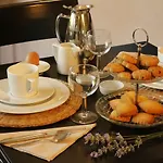ファームステイ Bio Agriturismo Tirtha ペスカンティーナ