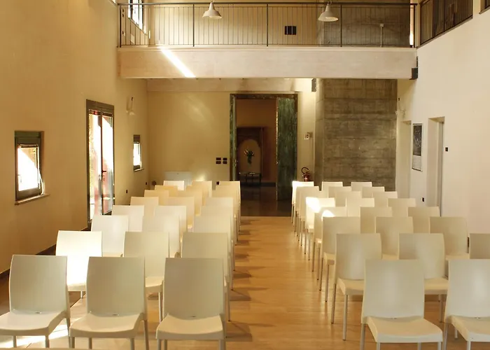 مزرعة للإقامة Bio Agriturismo Tirtha بيسكانتينا
