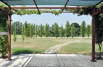 Gospodarstwo agroturystyczne Bio Agriturismo Tirtha